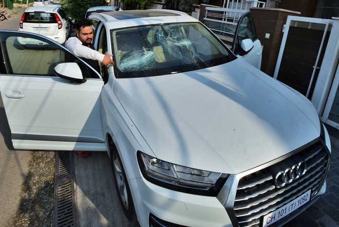 Audi’s windscreen smashed in Mohali