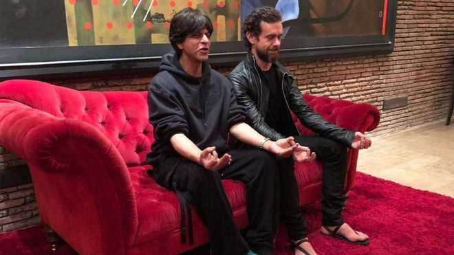 SRK meets Twitter CEO