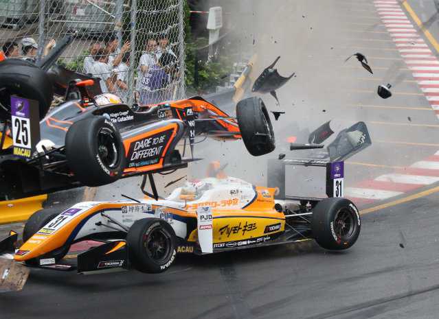 Teen driver fractures spine in Macau GP horror crash