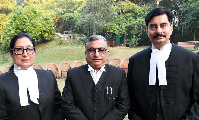 2 HC judges take oath