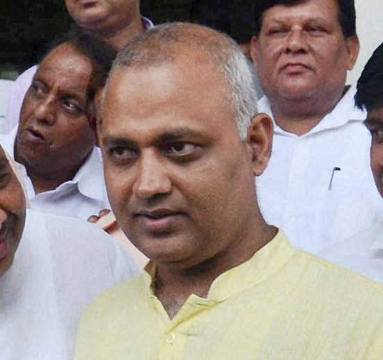 AAP MLA Somnath Bharti booked for ''hurling abuses'' at woman scribe