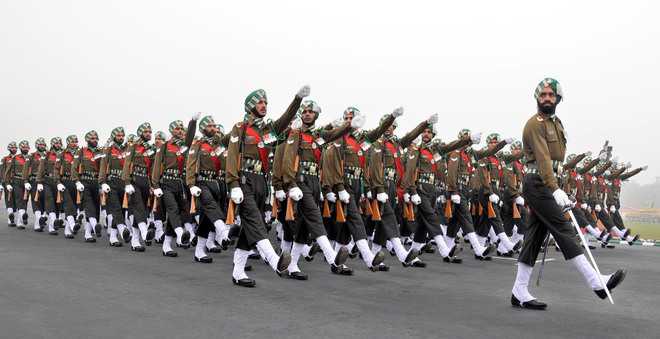 Army aims to cut troop strength by 1 lakh