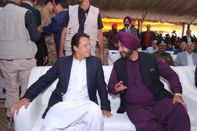 Sidhu can win election even in Pakistan: Imran Khan