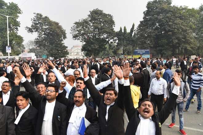 Lawyer shot dead in Patna; protests held