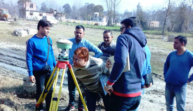 AAI team in Mandi to inspect airport site