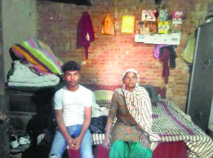 Widow fails to get roof under Awas Yojana