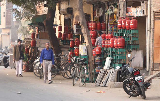 Sale of LPG cylinders continues in city