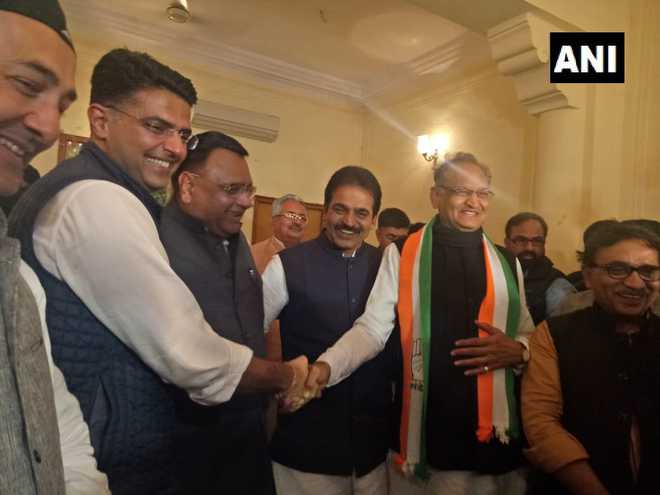 Will get clear majority, also take along other parties, candidates who quit BJP: Gehlot