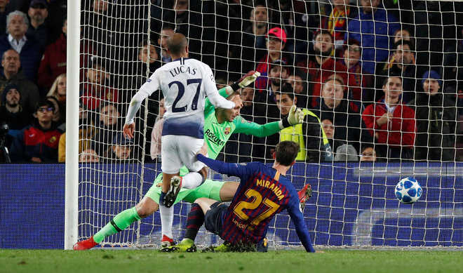 Spurs hold Barca to go through to last-16, Salah Liverpool’s lifesaver