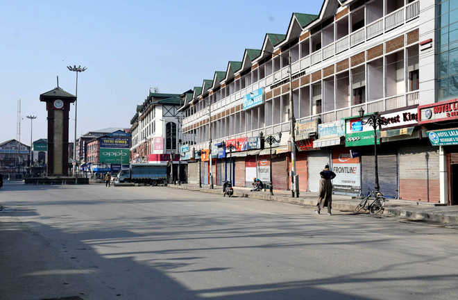 Kashmir shuts over Pulwama killings