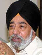 Witness alleges threat by Sarna