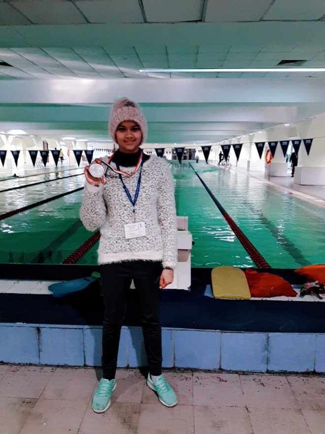 Samagh village school girl wins silver in swimming