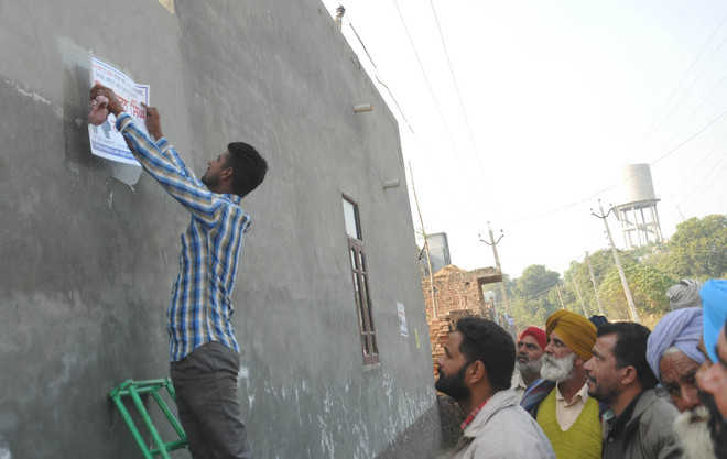 Poster war hots up in villages