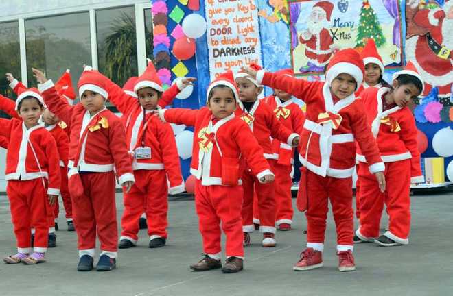 Tricity schools bask in Christmas festivities