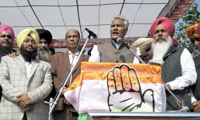 SAD behind financial crisis in state: Jakhar