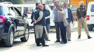 NIA team recreates attack on Sena leader in city