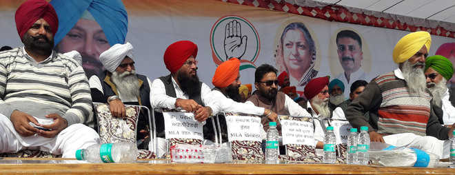 Congress rally brings forth tussle among leaders