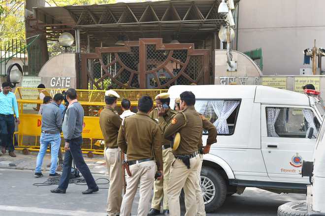 MHA seeks report from Delhi LG on alleged assault on bureaucrat