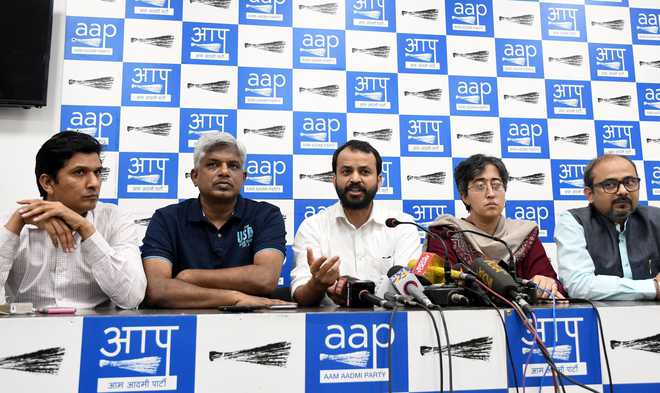 AAP''s counter: Leaders attacked, Delhi CS made casteist remarks