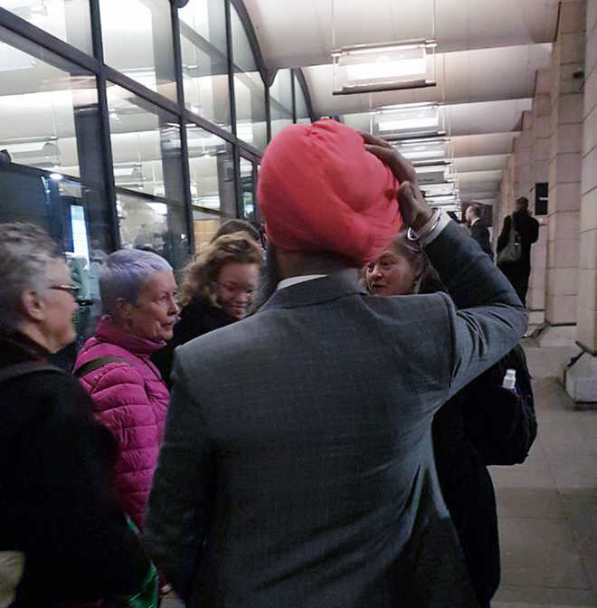 Punjabi Sikh’s turban ripped outside  parliament in United Kingdom