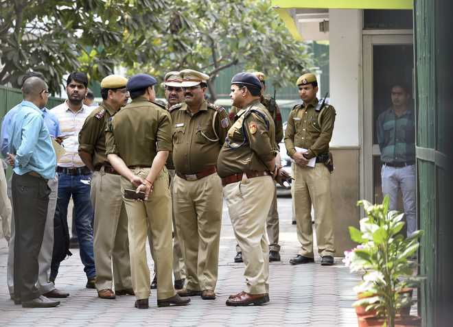 AAP accuses Delhi police of ‘dadagiri’