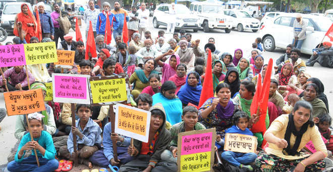 Bonded labourers: Book owners, demand protesting workers