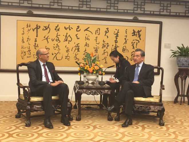 Foreign Secretary Gokhle holds talks with Chinese Foreign Minister