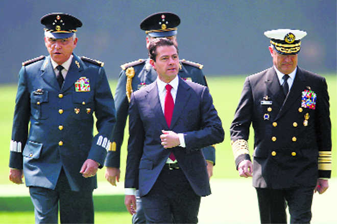 Mexican Prez Nieto shelves proposed US visit over wall