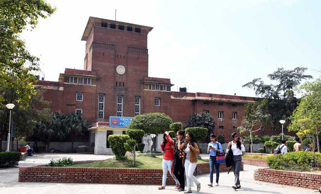 Exam records held in fiduciary capacity, can''t be disclosed under RTI: DU to HC