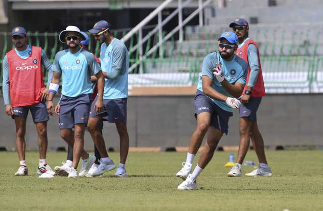 Emergency in Lanka but India''s T20 tri-series to go on