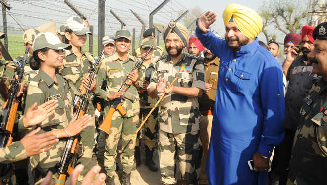 Sidhu lauds gritty BSF eves