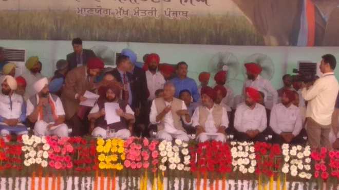 Punjab to bring in new agro policy to waive farmers’ debts: Capt