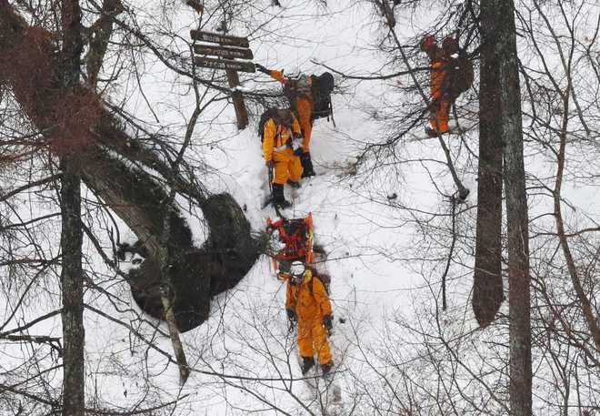 13 holiday hikers rescued from snowy Tokyo mountain