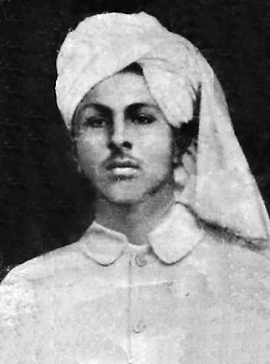 Bhagat Singh: At 5.... and, then, that hat
