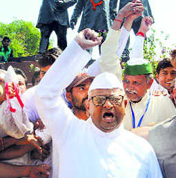 Anna Hazare sits on hunger strike for Lokpal