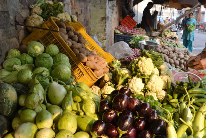 Vendors make up for loss, charge more from consumers