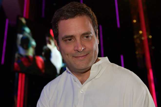 PM can''t face Lok Sabha for 15 minutes: Rahul