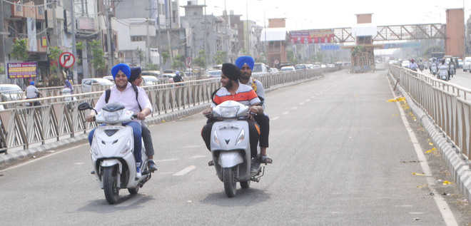 Residents use BRTS lane as thoroughfare in city