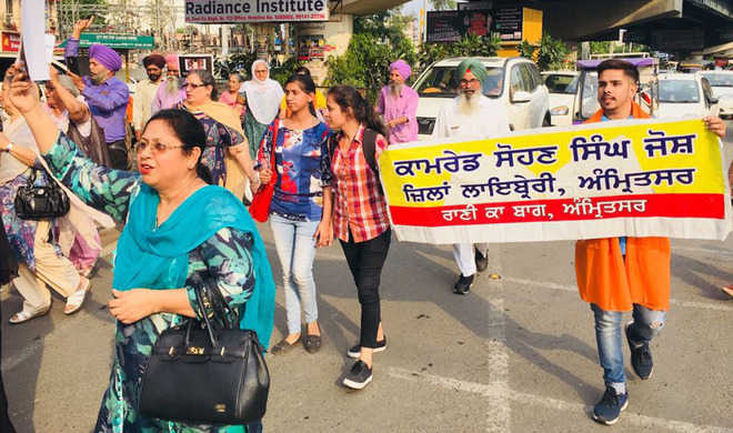 Women hold march over Kathua rape case