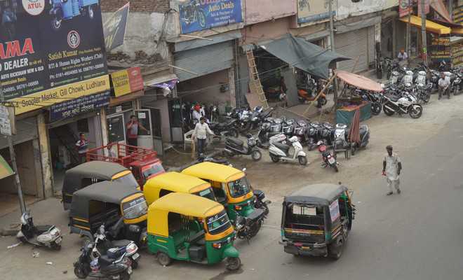 Action sought against encroachments on Gill Road
