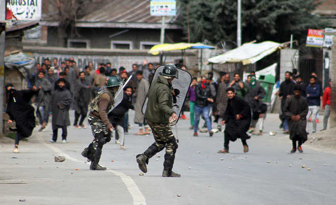 Three Pulwama residents injured in Army firing