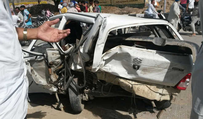 11-yr-old girl among two dead in road mishap
