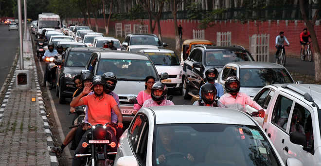 Punjab ministers’ swearing-in causes traffic snarl-ups on Vigyan Path
