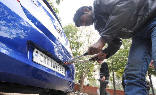 Vehicles to come fitted with high-security no. plates from next year