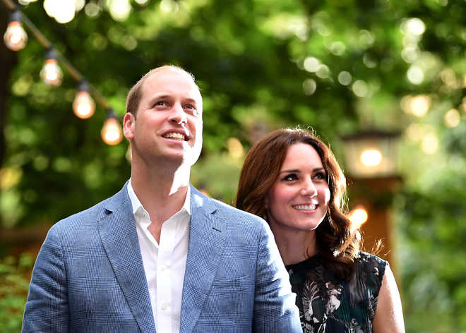 Kate Middleton gives birth to baby boy