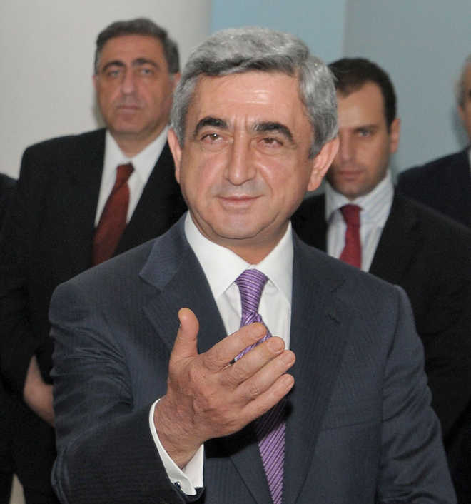 Armenian PM Sarksyan quits after 11 days of street protests