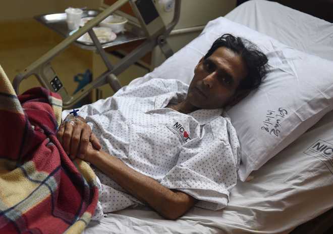 Pakistan hockey legend Mansoor Ahmed seeks heart transplant in India