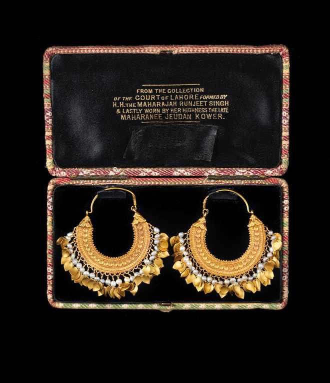 Last Sikh Queen’s earrings fetch nearly 6 times auction estimate