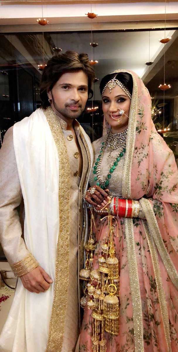 Himesh Reshammiya marries girlfriend Sonia Kapoor