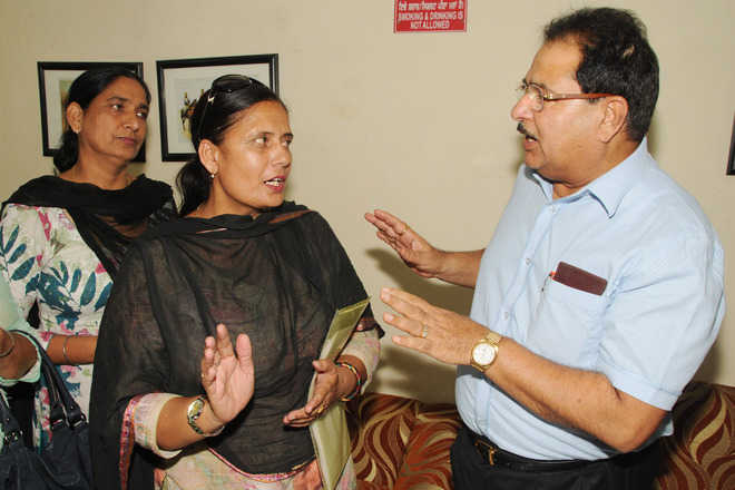 Anganwadi workers’ issues to be taken up with govt: Soni